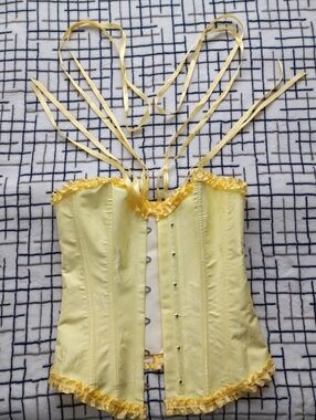 Size Small Yellow Satin Lace-Up Corset Top No Flaws